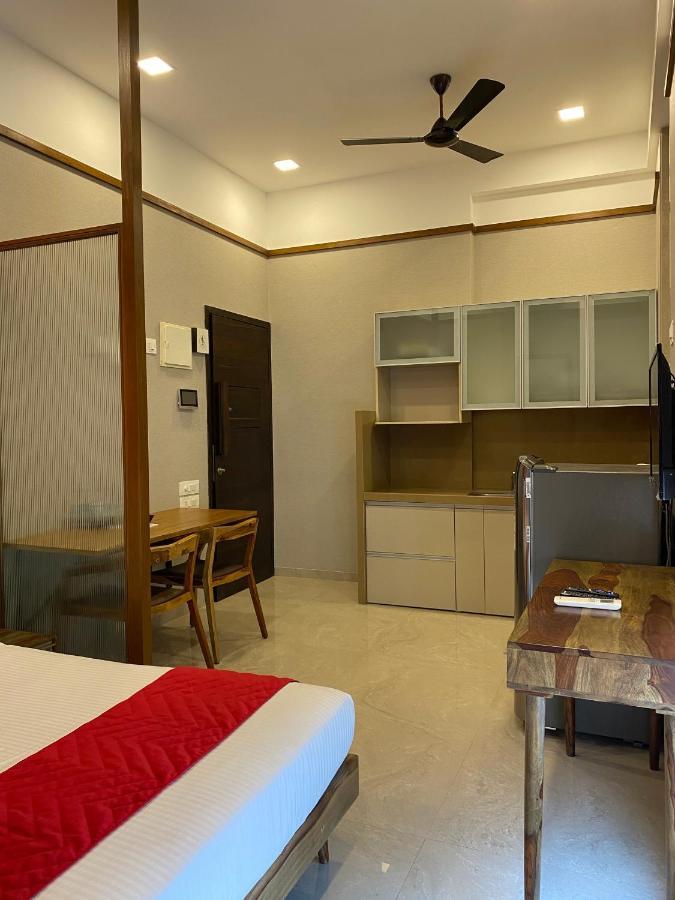 Theory9 Premium Service Apartments Khar Bombaj Exteriér fotografie